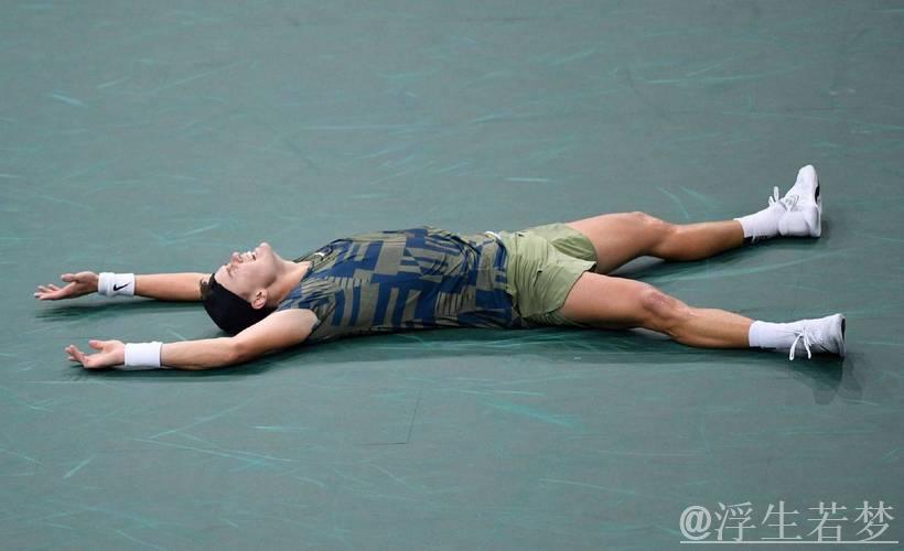 鲁内飙出能打败阿卡和辛纳言论被指是闹剧，网友：还是看好德约